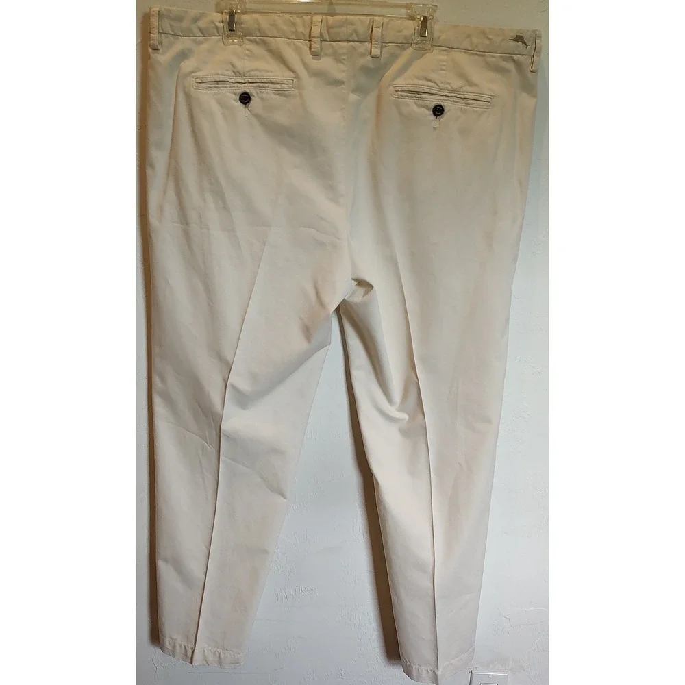 Tommy Bahama men flat front khaki Sand pants sz 42x30 Pima Cotton Modal Casual